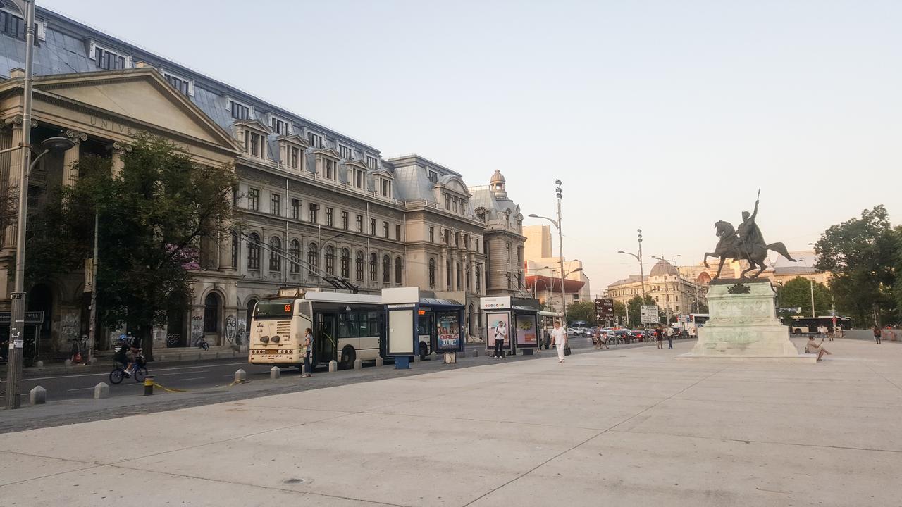 Studio Central Exer II Bucureşti Eksteriør bilde